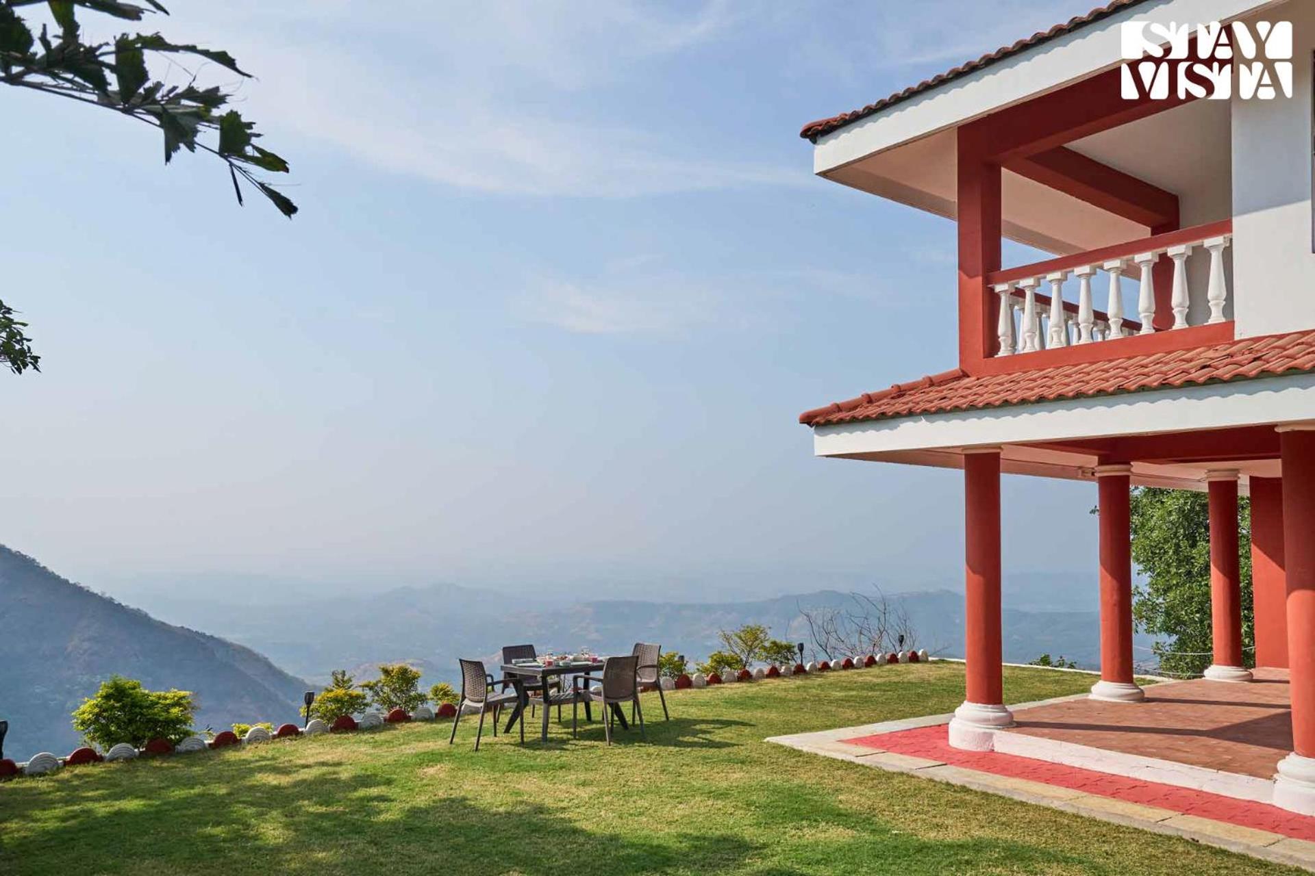 Stayvista At Cliffhanger Solitude With Balcony, Lawn Kolhapur Zewnętrze zdjęcie